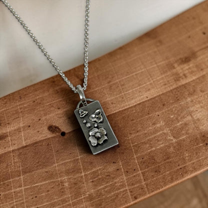 Paseo Flores (Flower Walk) Pendant