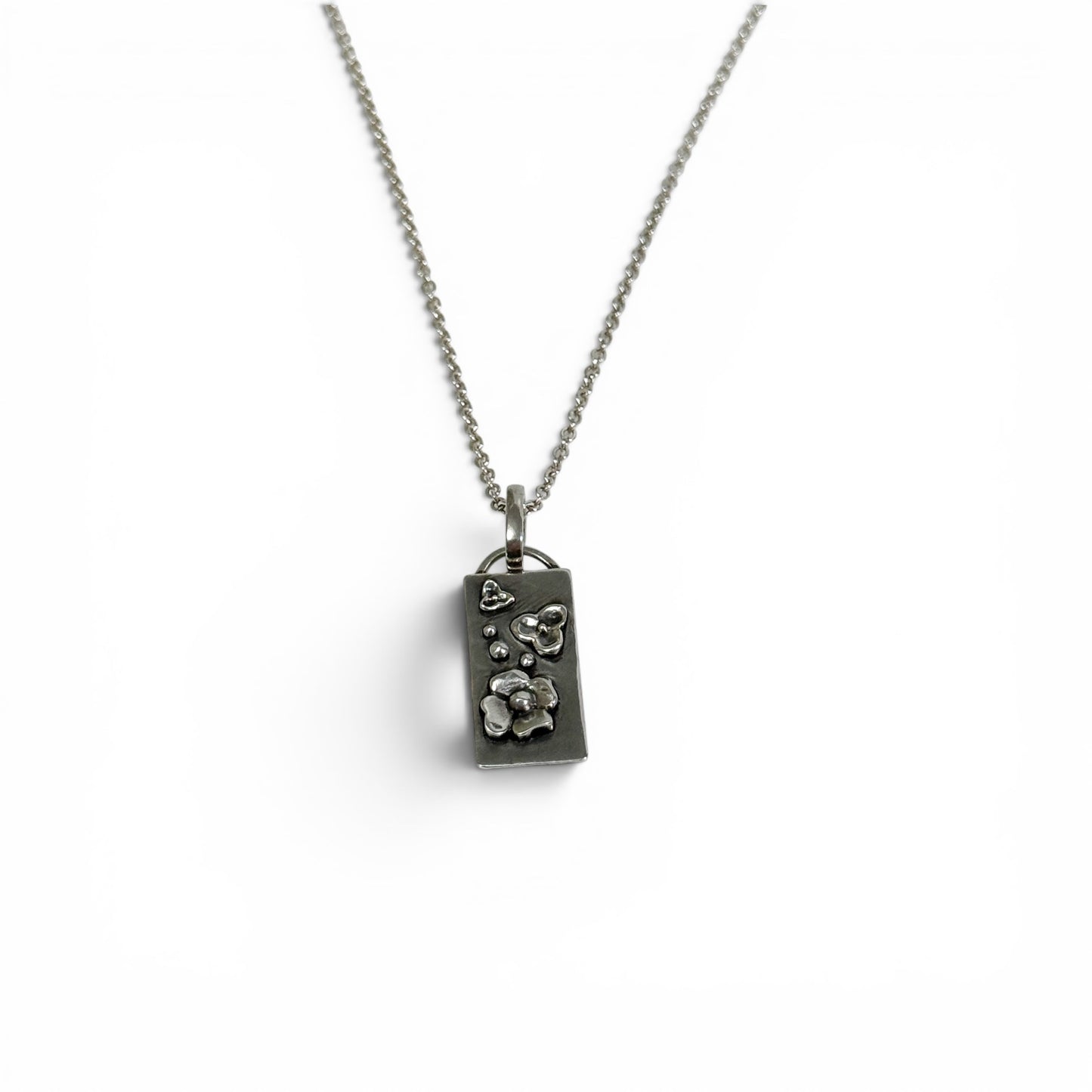 Paseo Flores (Flower Walk) Pendant