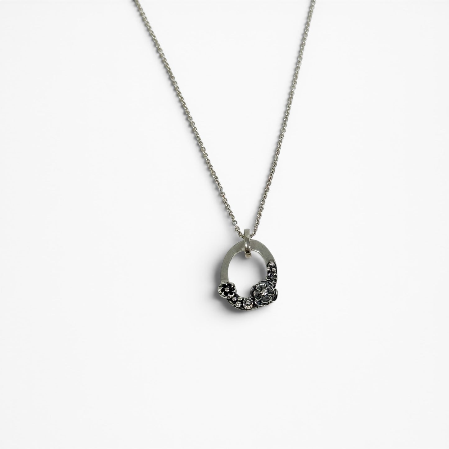 Arco Flores (Garden Archway) Pendant