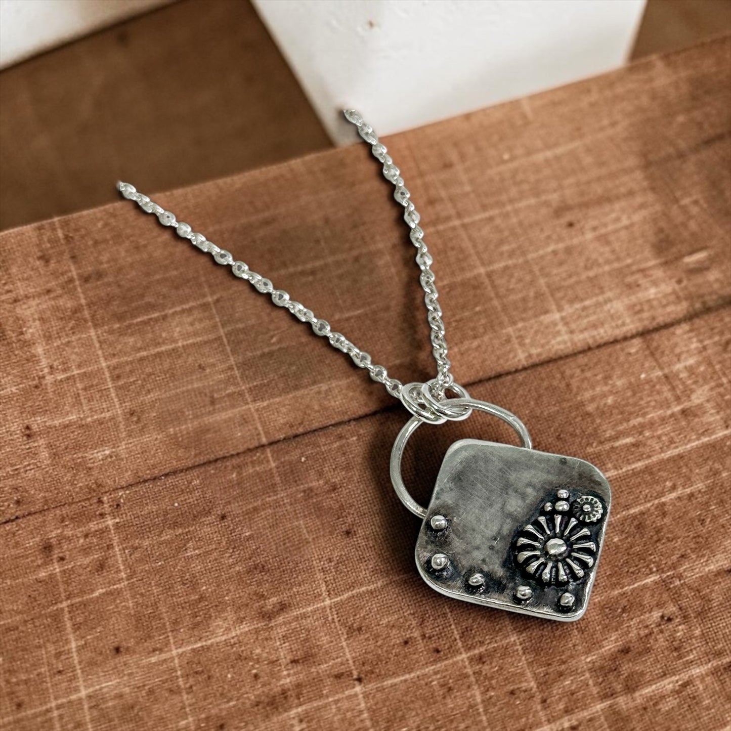 Puerta (Door) Pendant