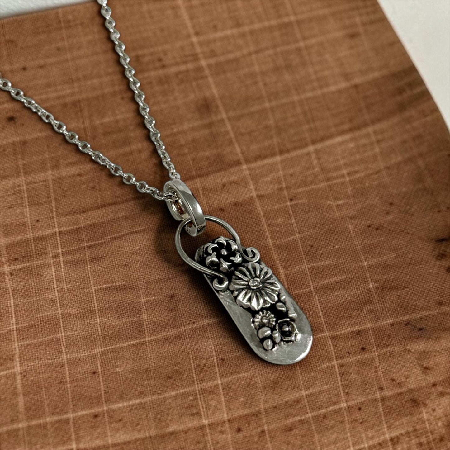 Camino Flores (Garden Path) Pendant